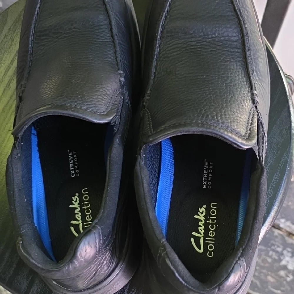 Clarks Men's Black Leather Loafers